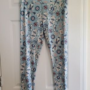 Lularoe TC Leggings Fits L or XL...Brand New